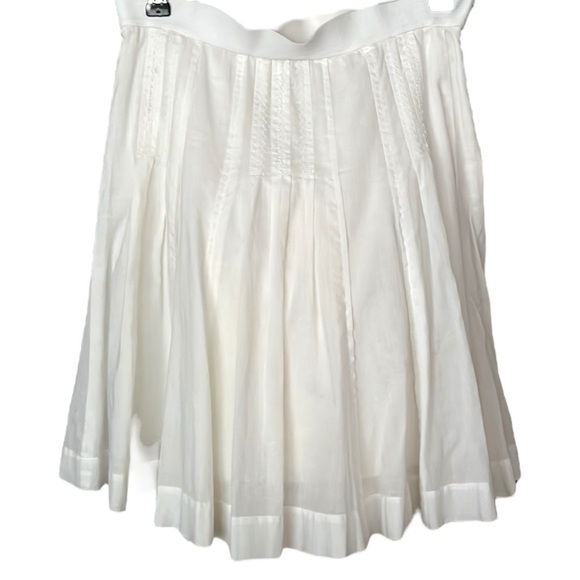 MARGARET O’LEARY White Cotton Mini Skirt Embroidered Pleated Clean Girl Small - Picture 12 of 13
